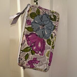 Vera Bradley floral wristlet